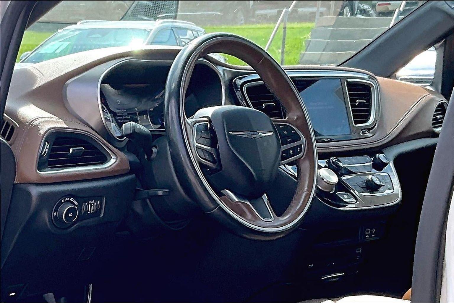 2020 Chrysler Pacifica Limited