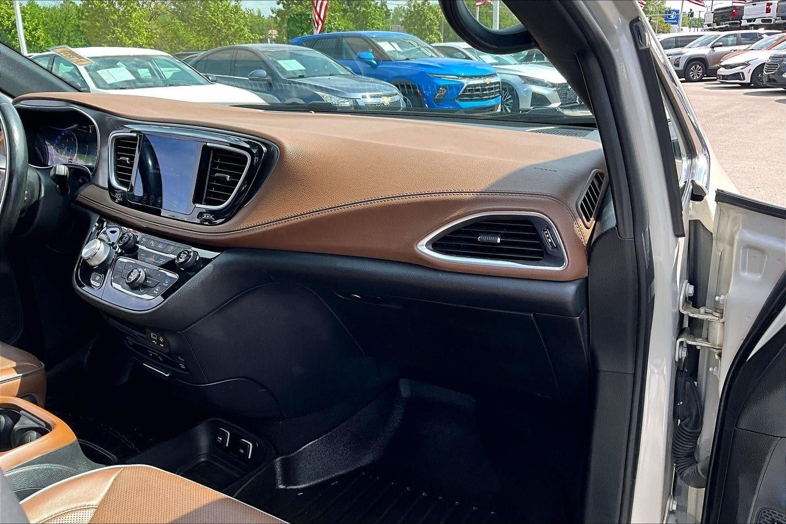 2020 Chrysler Pacifica Limited