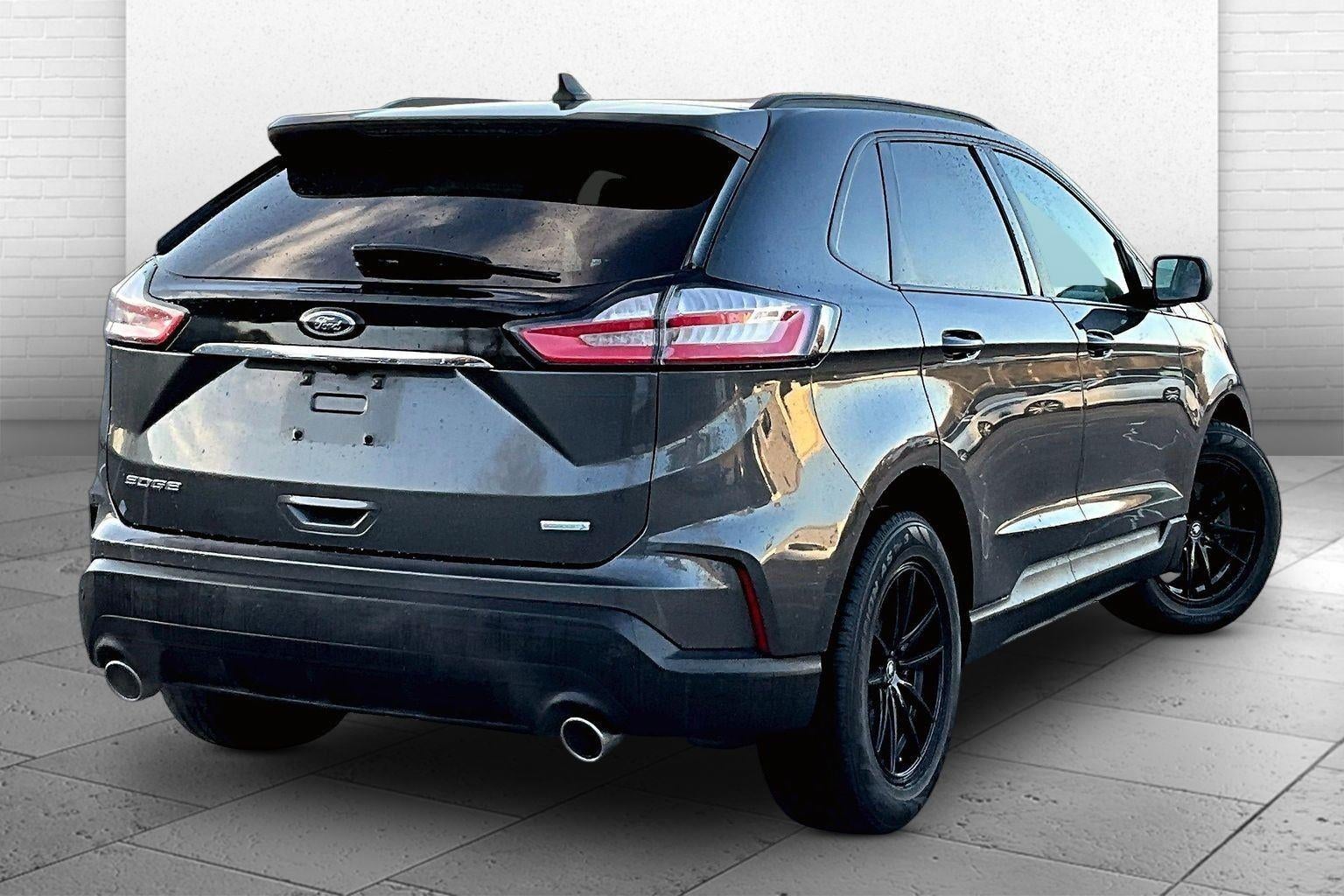 2020 Ford Edge SE