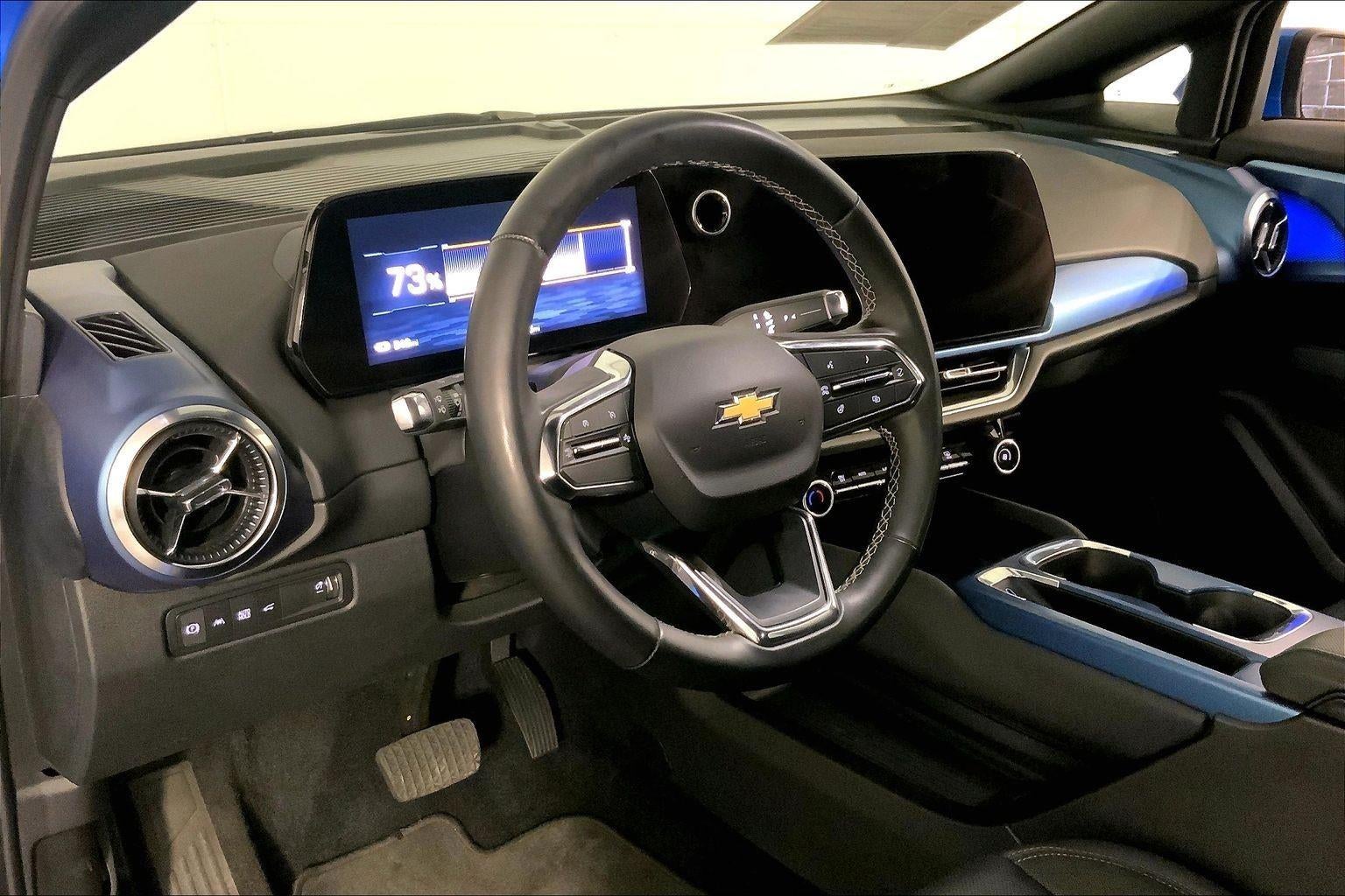 2025 Chevrolet Equinox EV LT