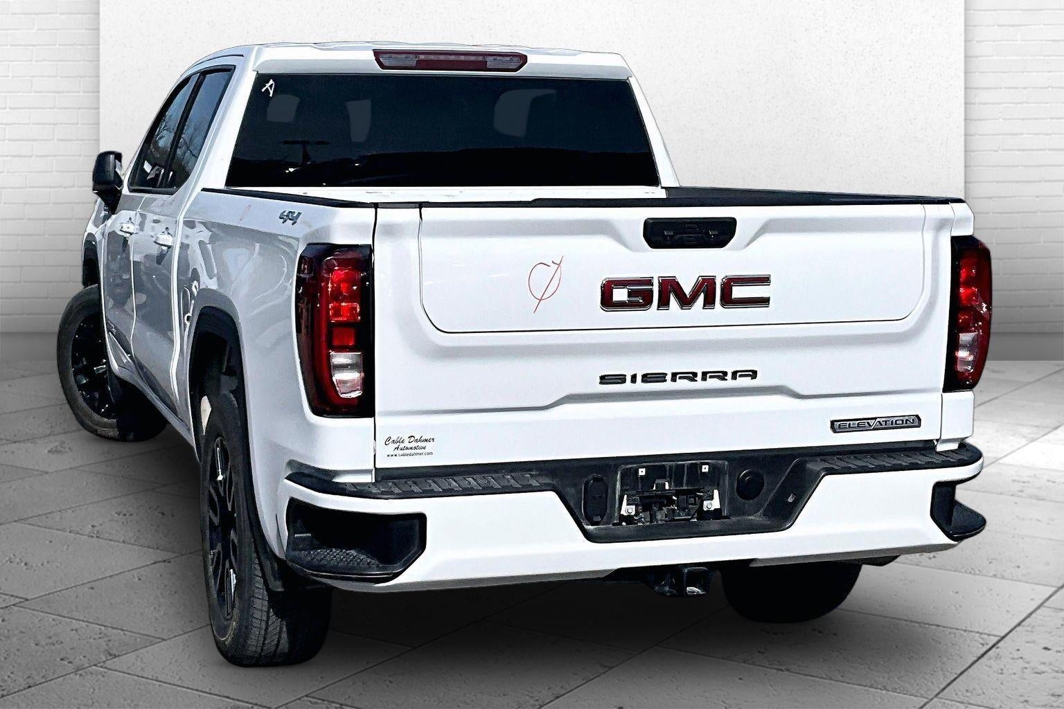 2025 GMC Sierra 1500 Elevation
