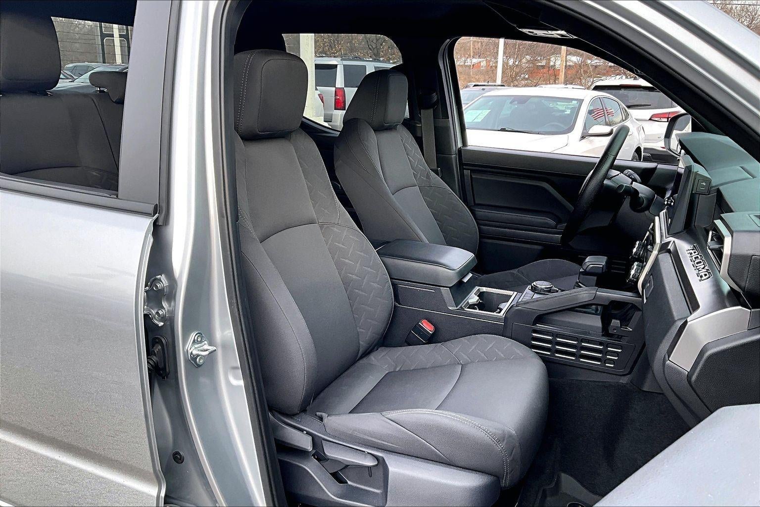 2025 Toyota Tacoma 4WD SR