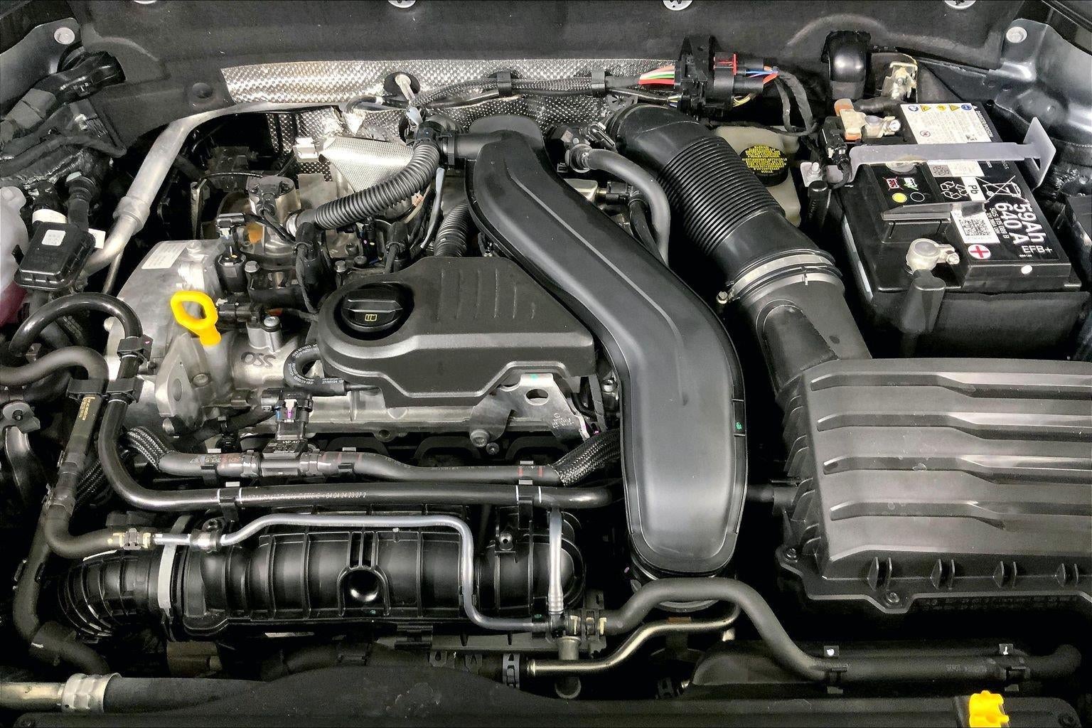 2025 Volkswagen Taos SE