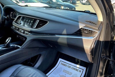 2018 Buick Enclave Essence