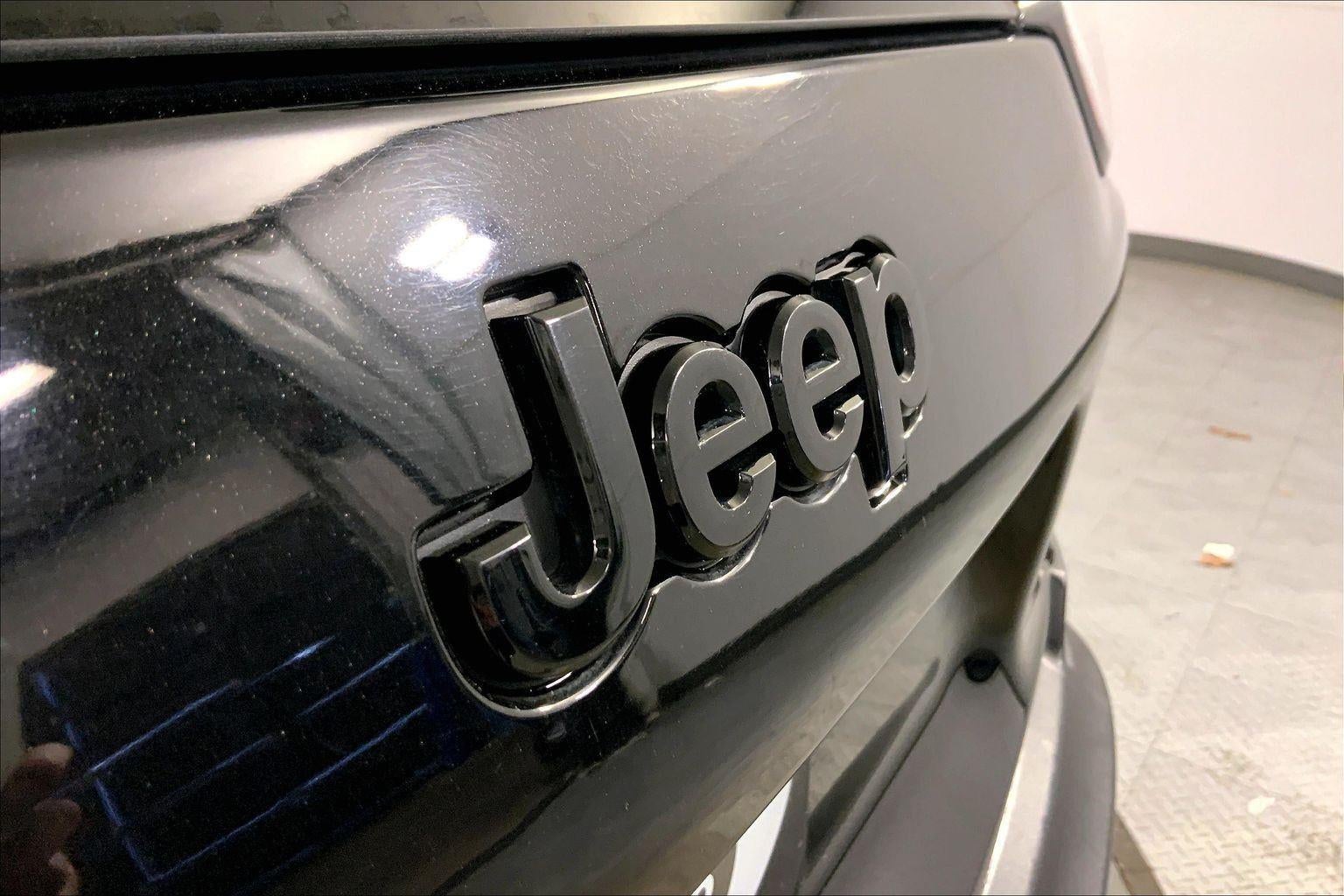 2023 Jeep Cherokee Altitude Lux 4x4