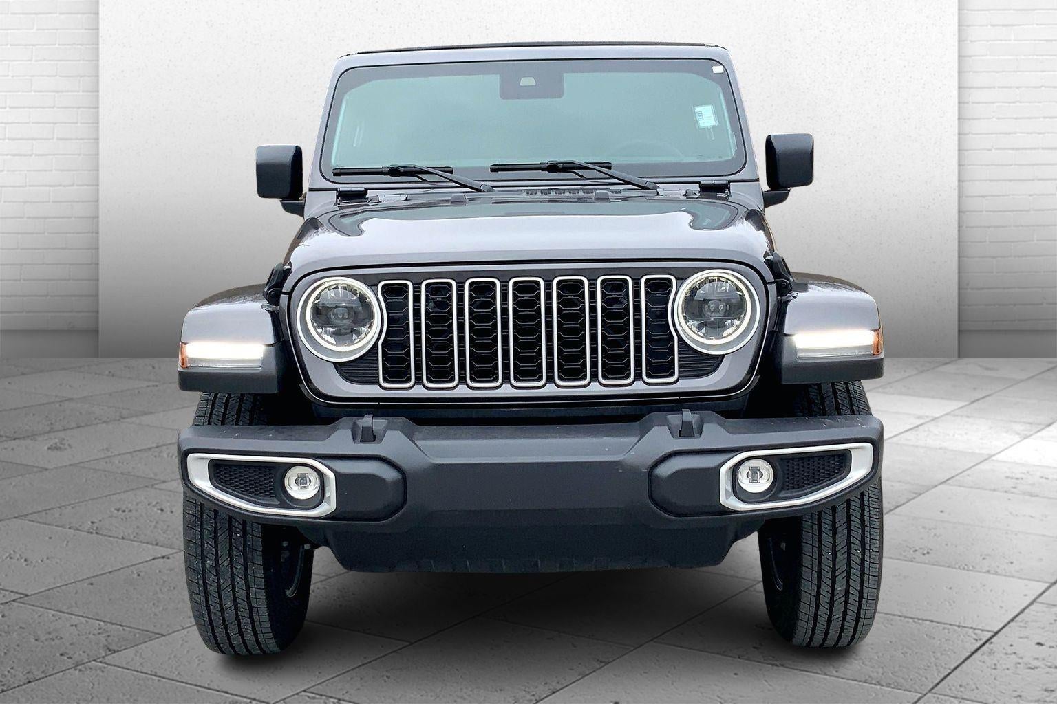 2025 Jeep Wrangler 4-Door Sahara 4x4