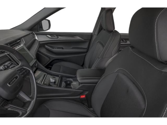 2025 Jeep Grand Cherokee L Laredo 4x4