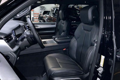 2025 Jeep Wagoneer L Super 4x4