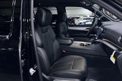 2025 Jeep Wagoneer L Super 4x4
