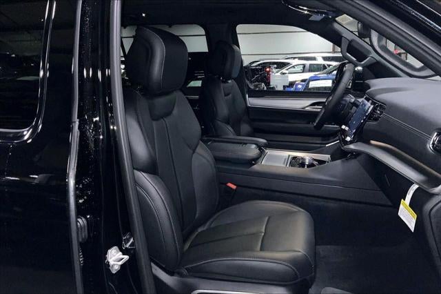 2025 Jeep Wagoneer L Super 4x4