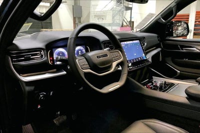 2025 Jeep Wagoneer L Super 4x4