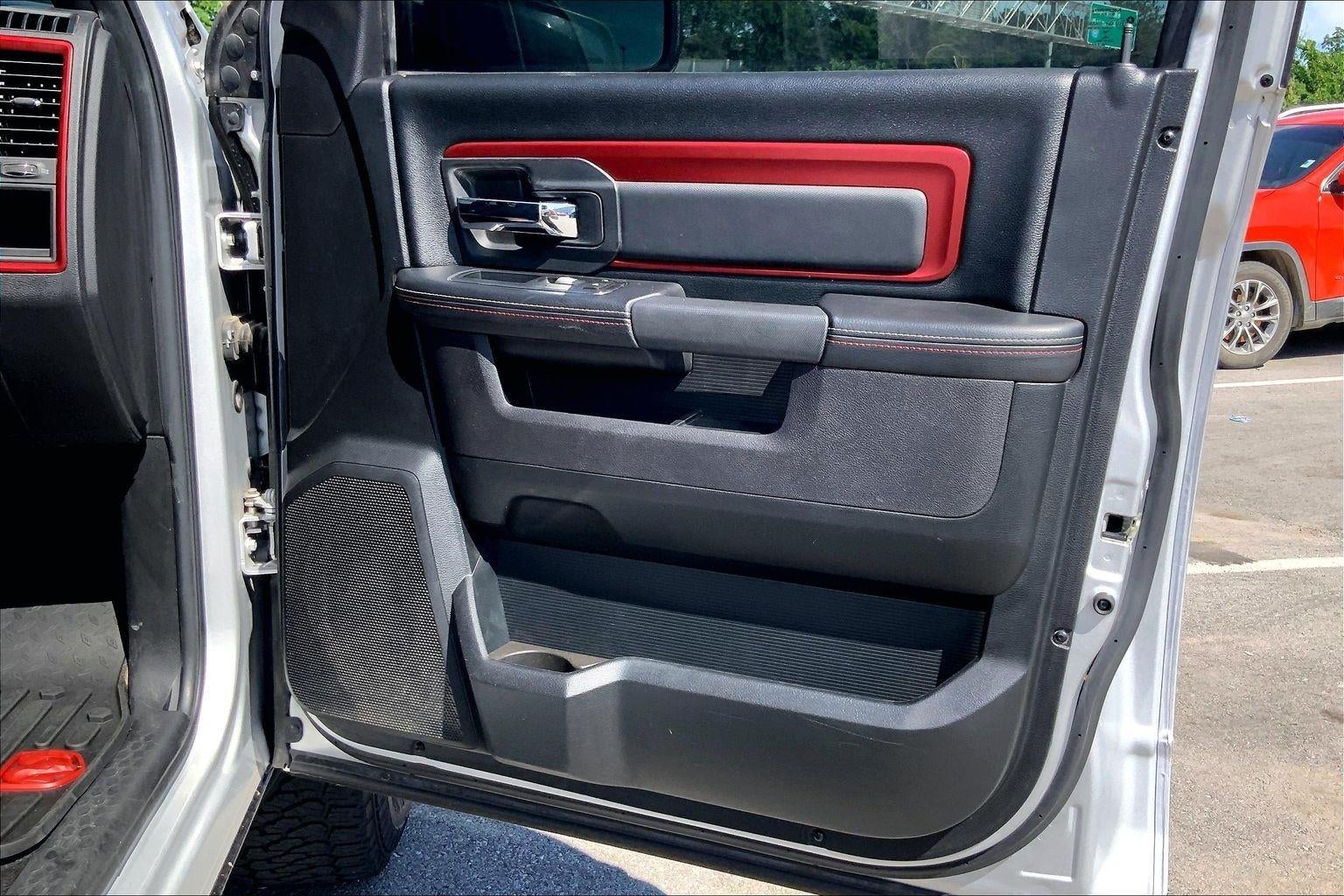2017 RAM 1500 Rebel Crew Cab 4x4 5'7' Box