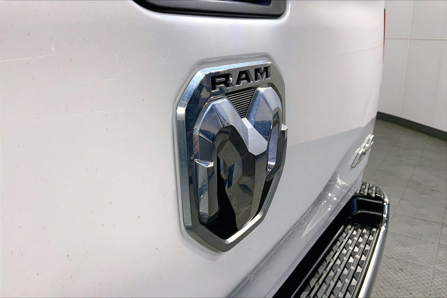2023 RAM 1500 Big Horn Crew Cab 4x4 5'7' Box