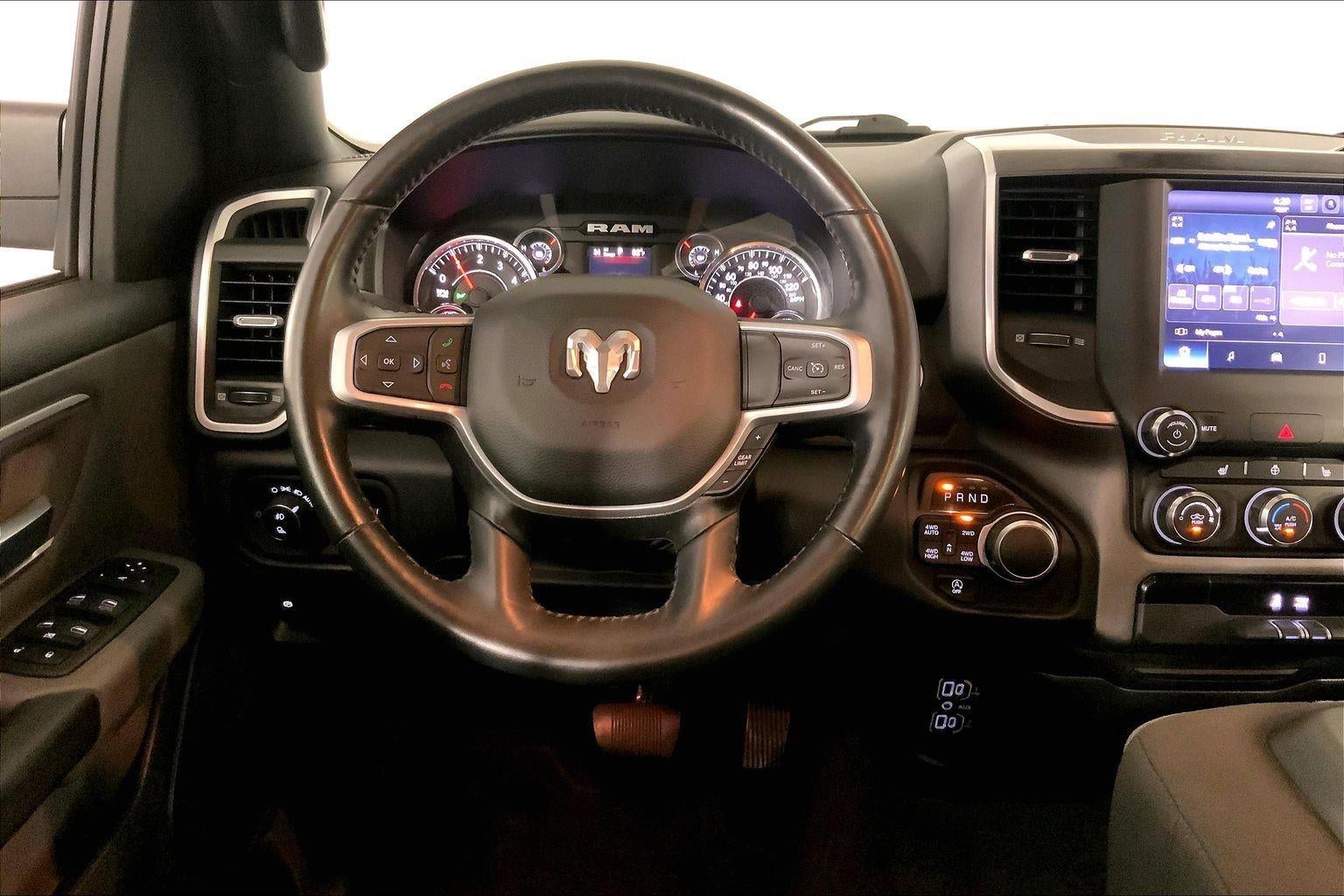 2023 RAM 1500 Big Horn Crew Cab 4x4 5'7' Box