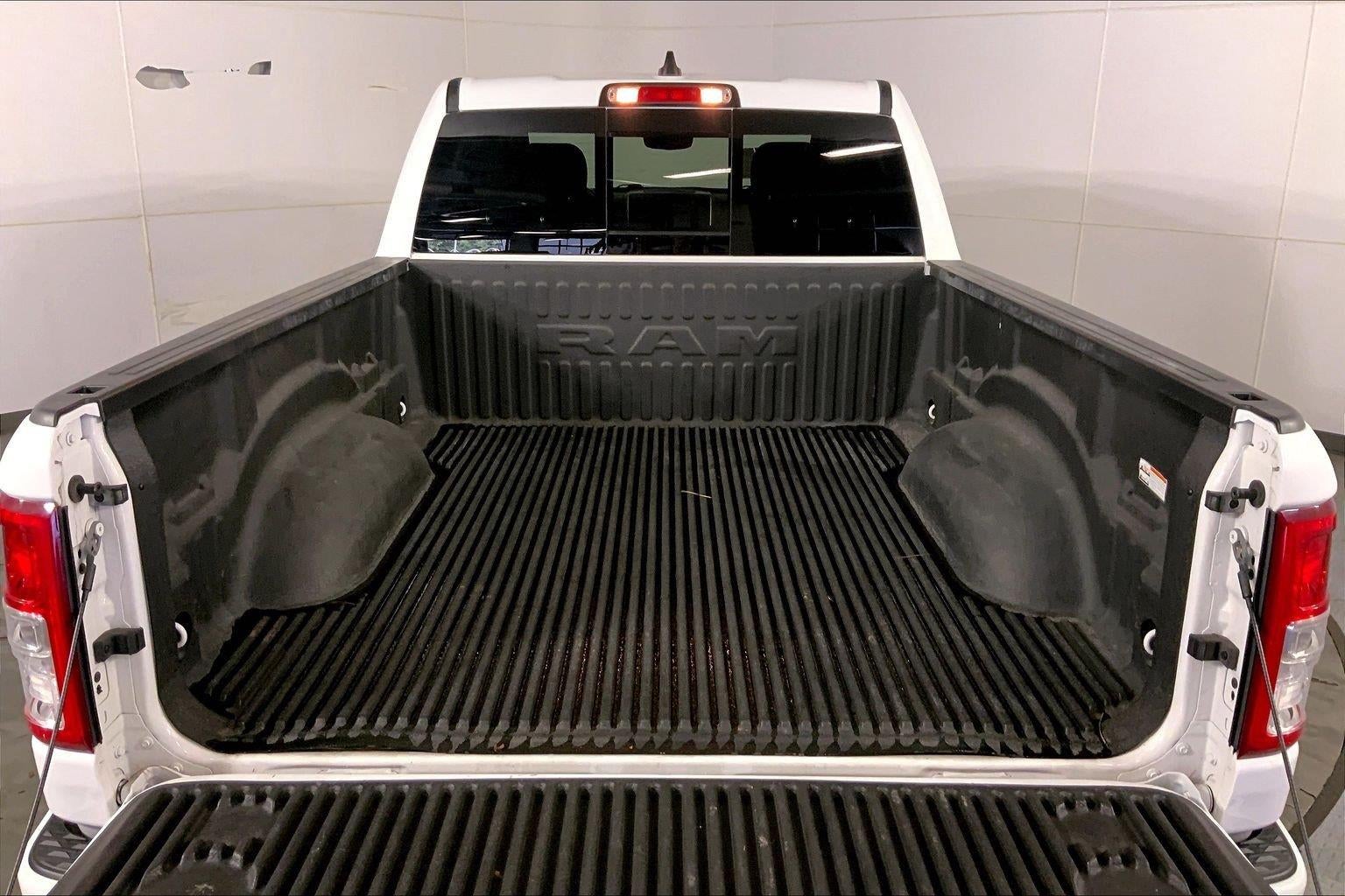 2022 RAM 1500 Big Horn Crew Cab 4x4 6'4' Box