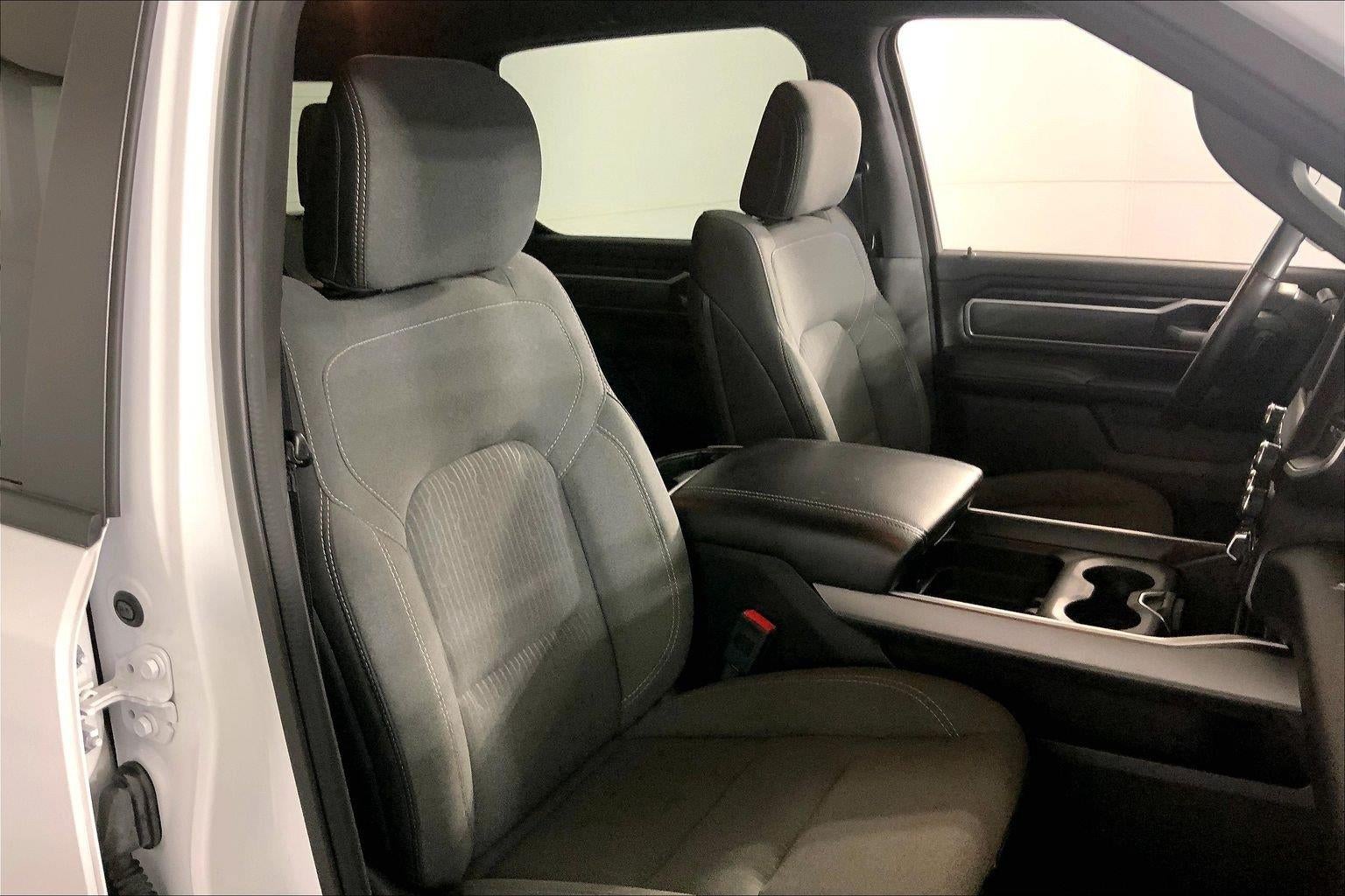 2022 RAM 1500 Big Horn Crew Cab 4x4 6'4' Box