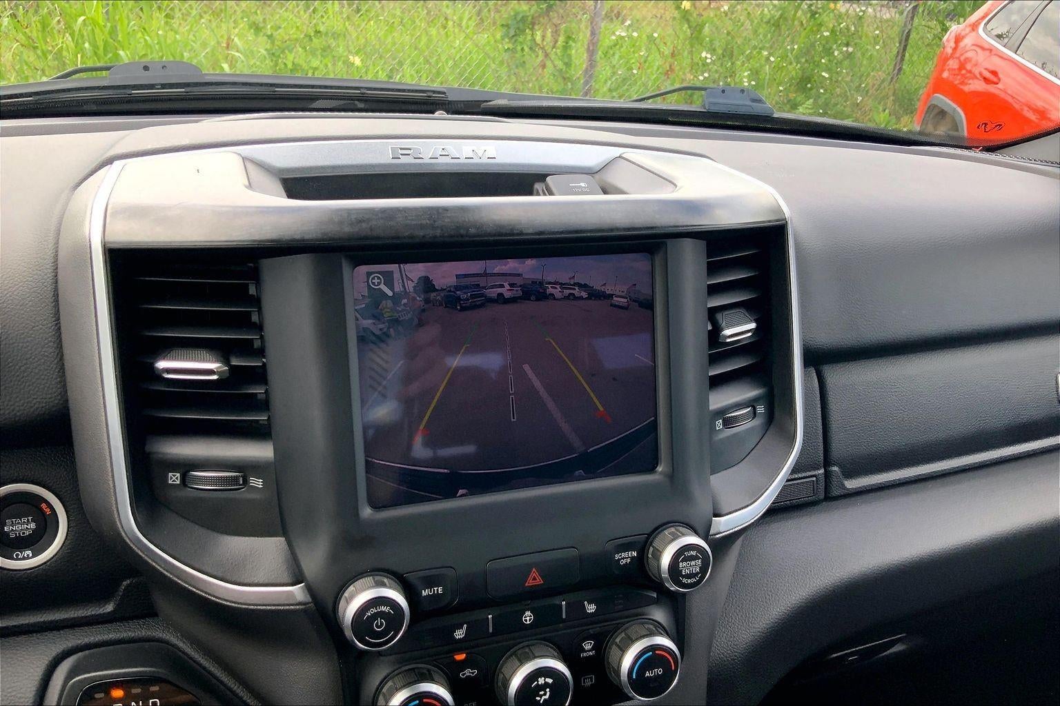 2019 RAM 1500 Big Horn/Lone Star Crew Cab 4x4 6'4' Box