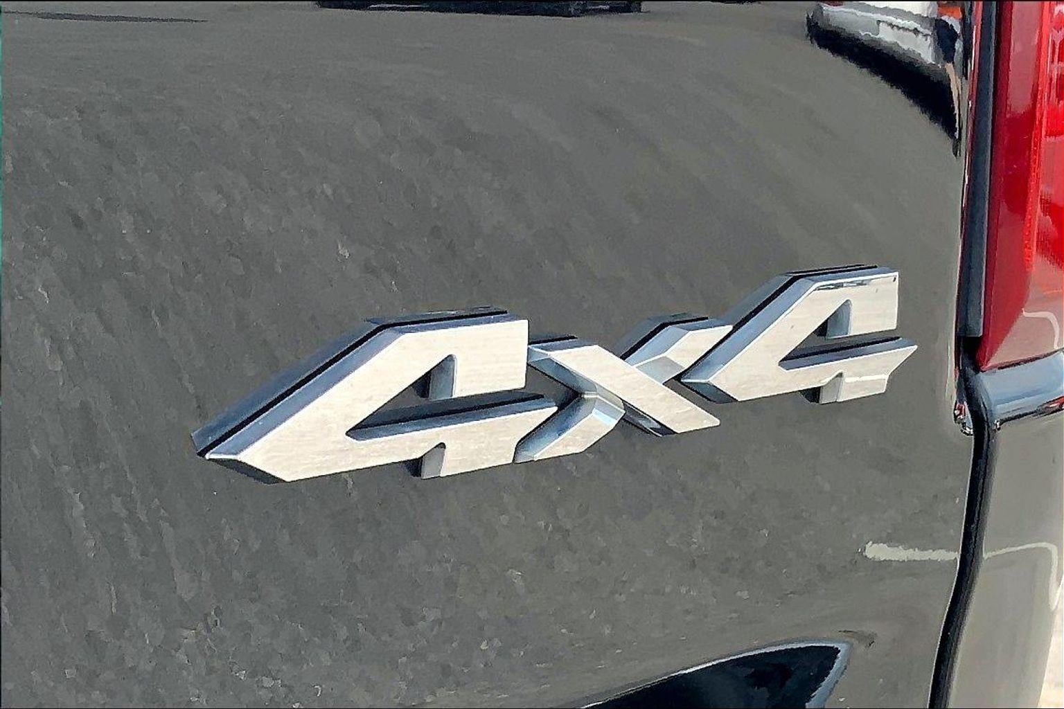 2019 RAM 1500 Big Horn/Lone Star Crew Cab 4x4 6'4' Box
