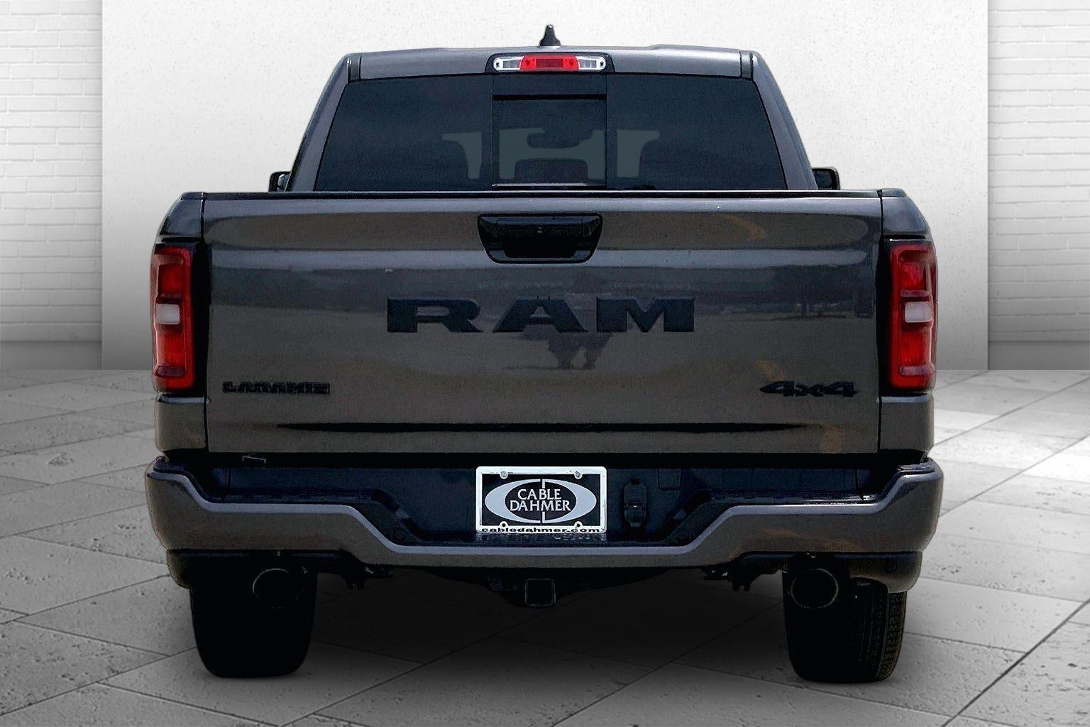 2026 RAM 1500 Laramie Crew Cab 4x4 5'7' Box