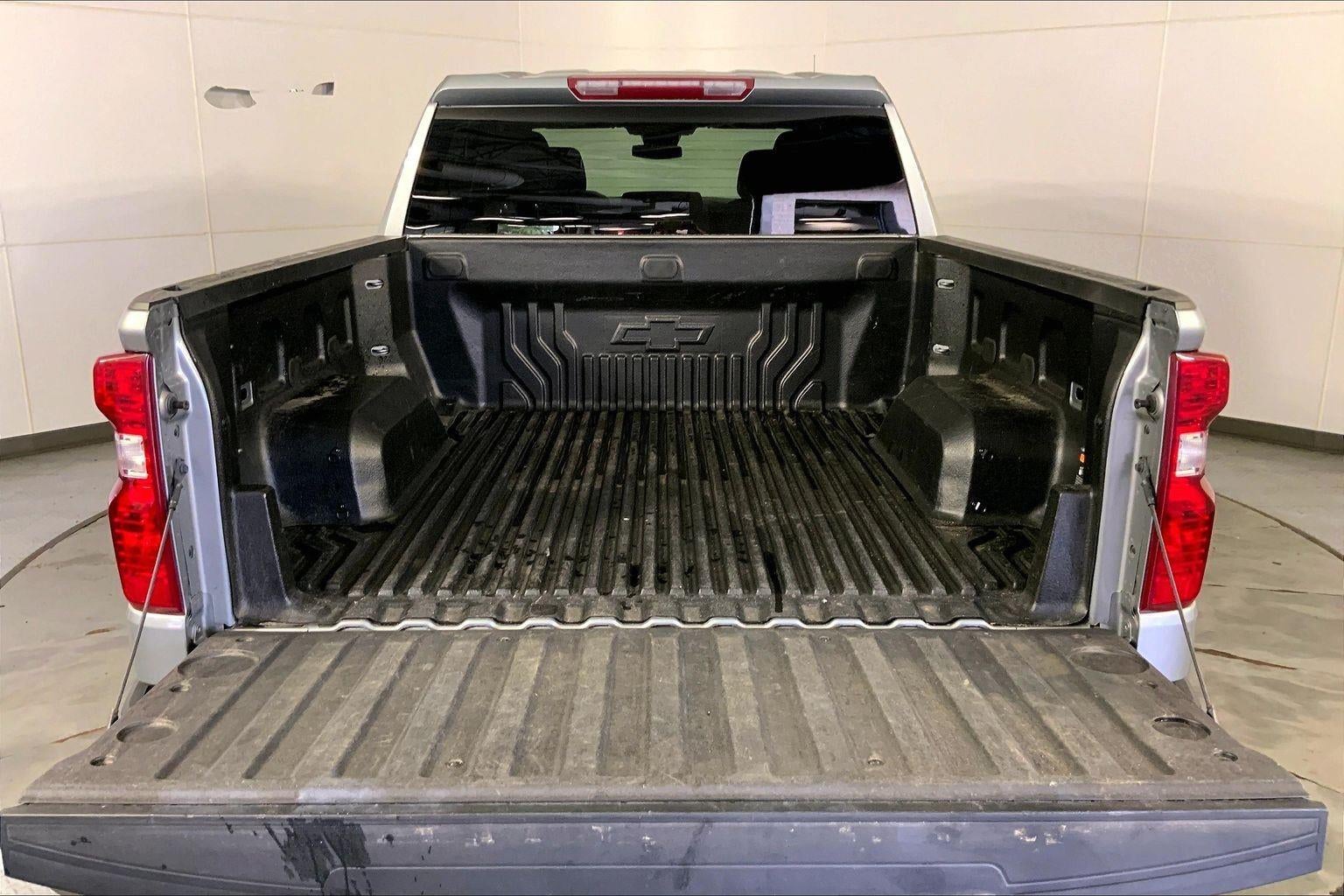 2023 Chevrolet Silverado 1500 4WD Crew Cab Short Bed LT with 2FL