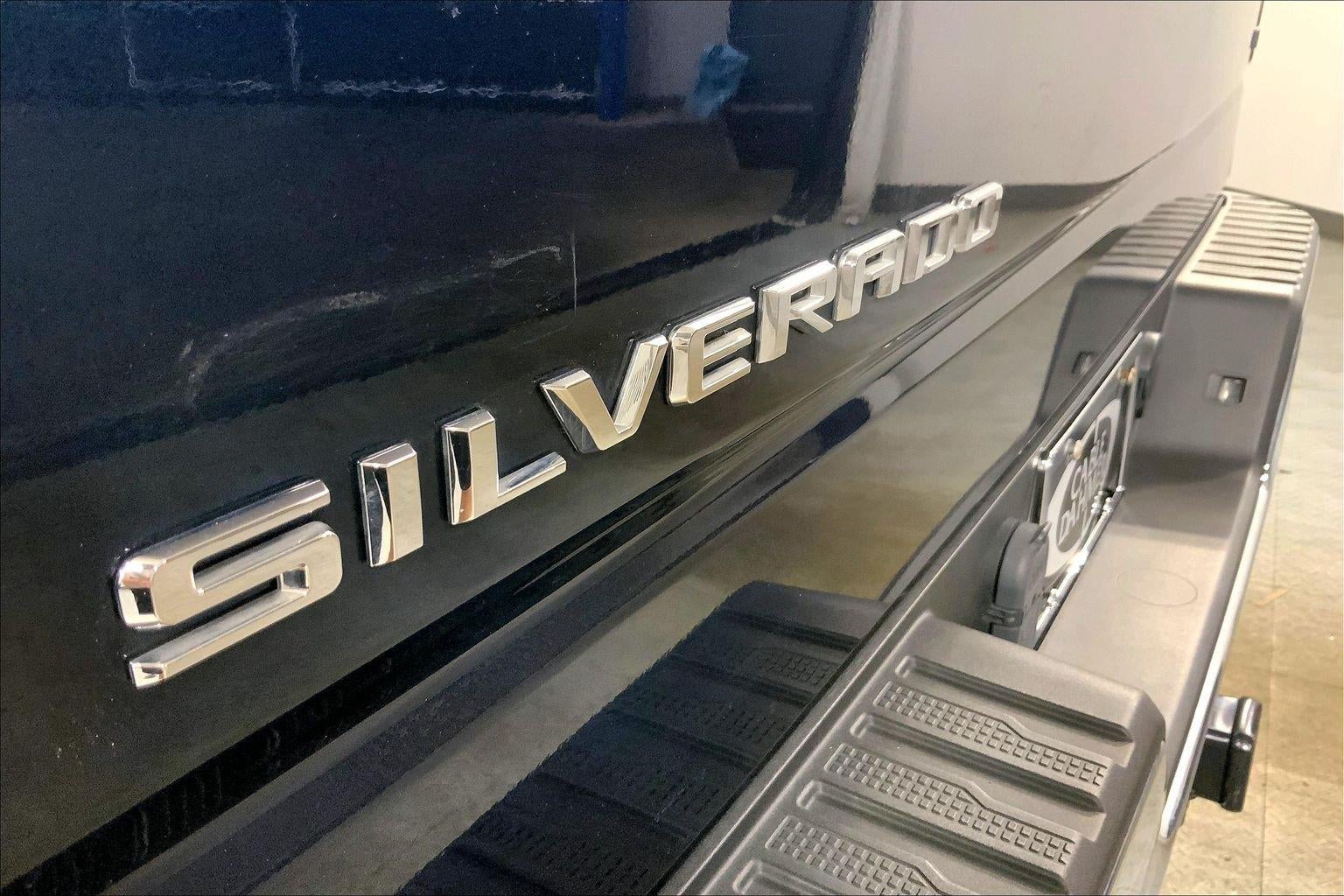2022 Chevrolet Silverado 1500 4WD Crew Cab Short Bed LT with 2FL