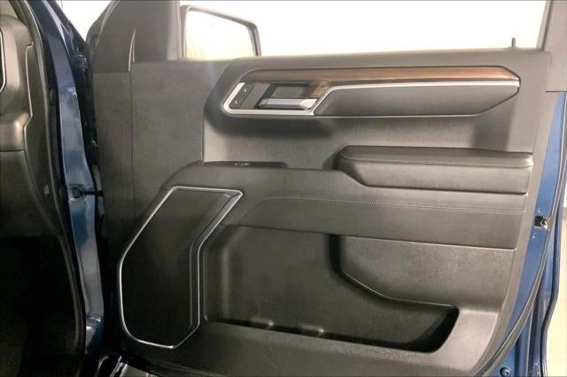 2022 Chevrolet Silverado 1500 4WD Crew Cab Short Bed LT with 2FL