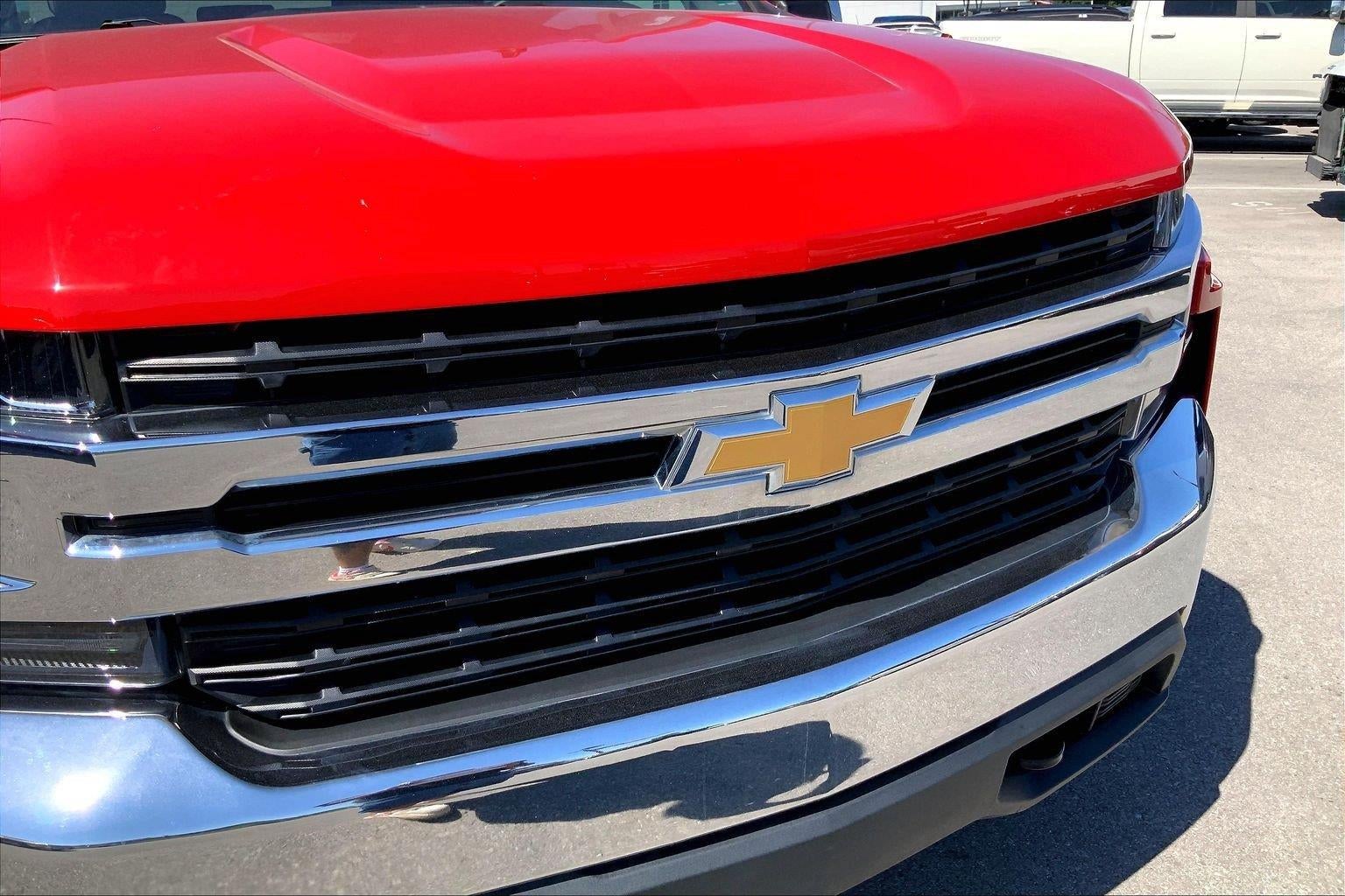 2021 Chevrolet Silverado 1500 4WD Crew Cab Short Bed LT