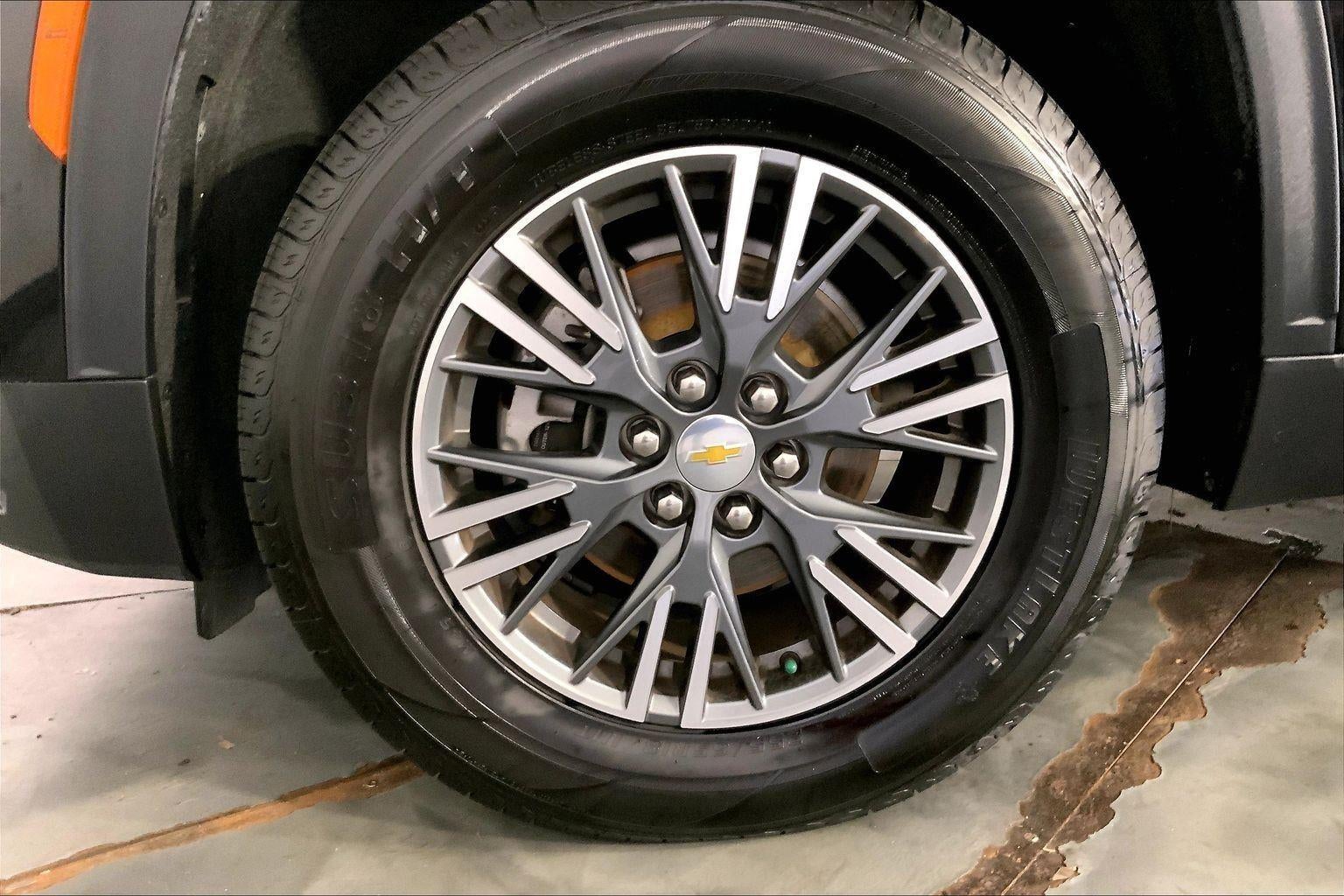 2024 Chevrolet Traverse AWD LT