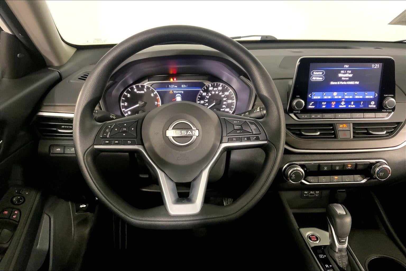2025 Nissan Altima SV FWD