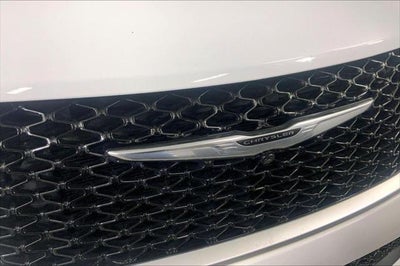 2023 Chrysler Pacifica Hybrid Pinnacle