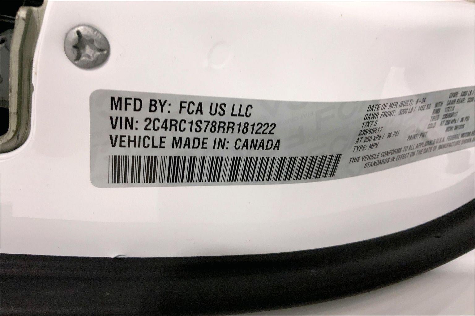 2024 Chrysler Pacifica Hybrid Select