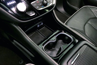 2024 Chrysler Pacifica Limited AWD