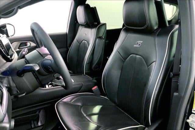 2024 Chrysler Pacifica Limited AWD