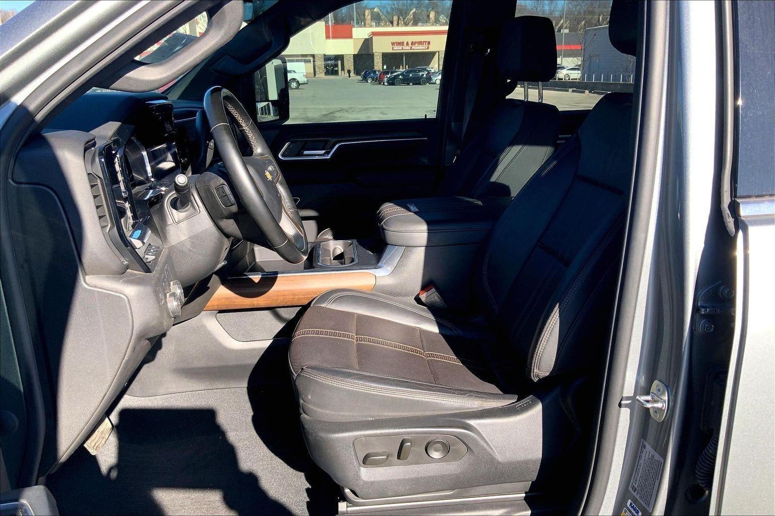 2024 Chevrolet Silverado 2500HD 4WD Crew Cab Standard Bed High Country