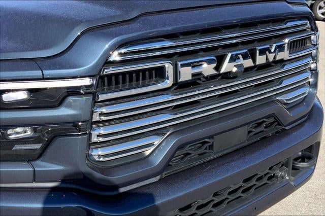 2026 RAM 3500 Laramie Crew Cab 4x4 8' Box