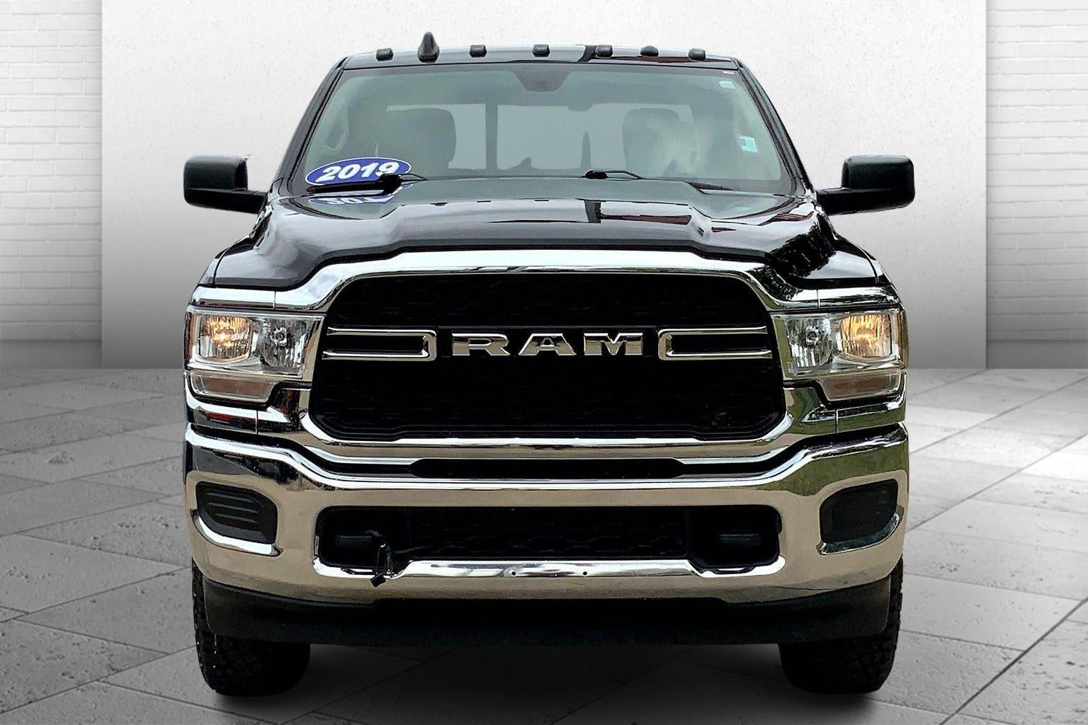 2019 RAM 2500 Tradesman Crew Cab 4x4 6'4' Box
