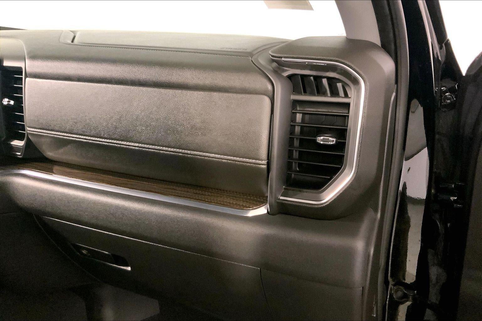 2023 Chevrolet Silverado 1500 4WD Crew Cab Short Bed LT with 2FL