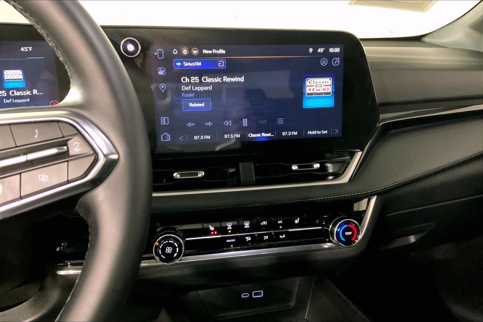 2025 Chevrolet Equinox FWD LT