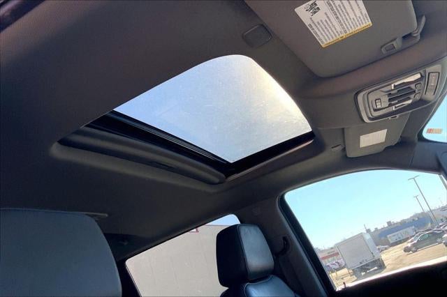 2021 GMC Sierra 1500 4WD Crew Cab Short Box SLT