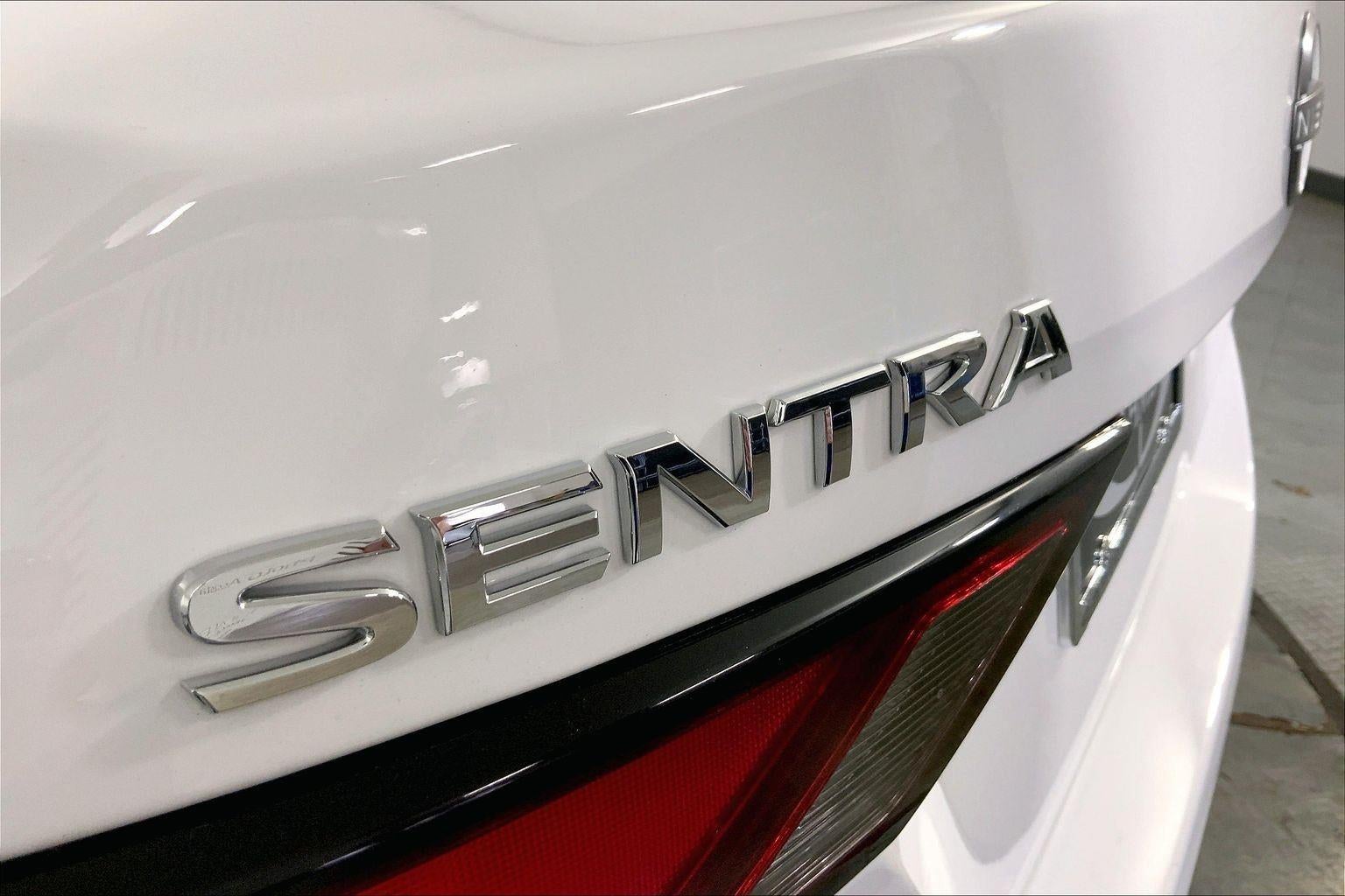 2024 Nissan Sentra SV Xtronic CVT