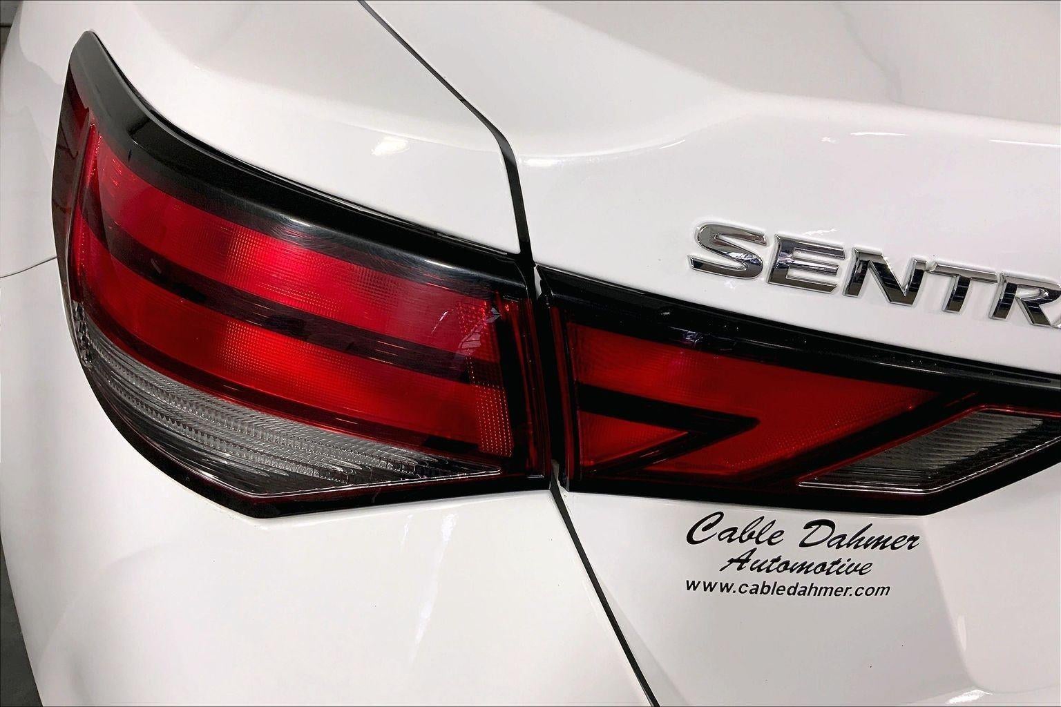 2024 Nissan Sentra SV Xtronic CVT