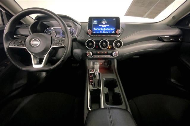 2024 Nissan Sentra SV Xtronic CVT