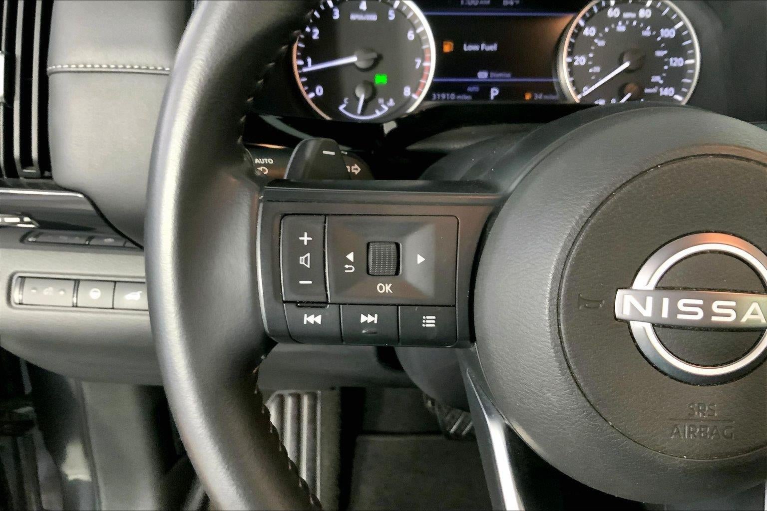 2025 Nissan Pathfinder SV 4WD