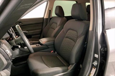 2025 Nissan Pathfinder SV 4WD