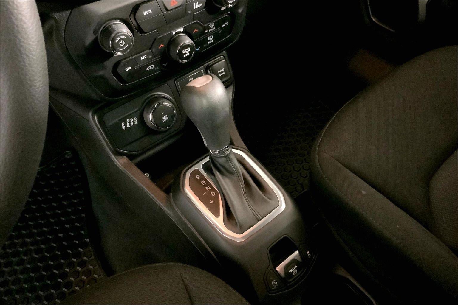 2023 Jeep Renegade Latitude 4x4