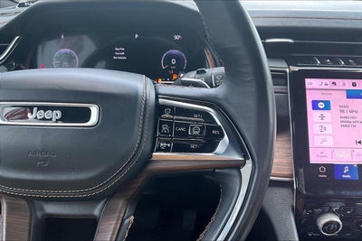 2022 Jeep Grand Cherokee Summit