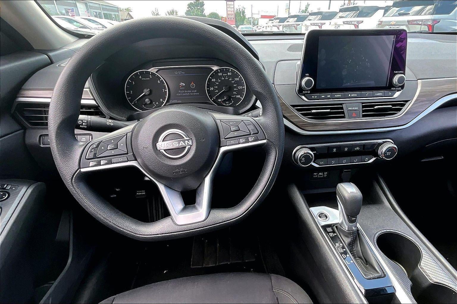 2025 Nissan Altima SV