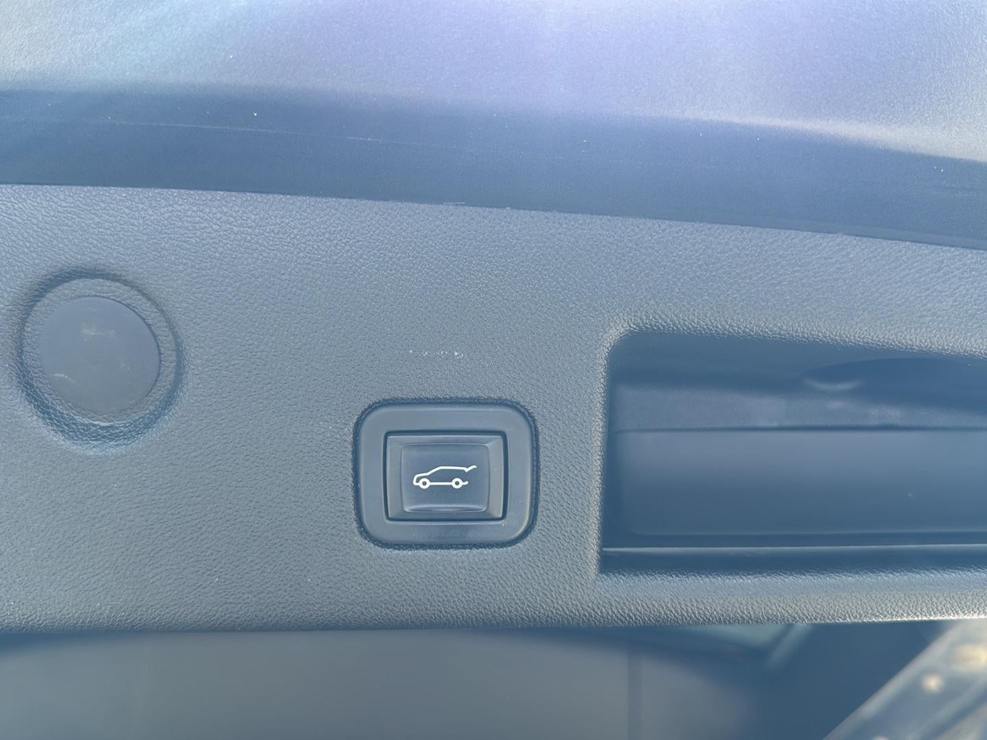 2022 CHEVROLET TRUCK EQUINOX RS