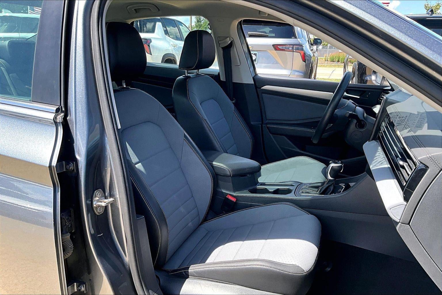 2025 Volkswagen Jetta SE