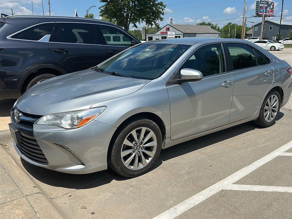 2017 Toyota Camry XLE